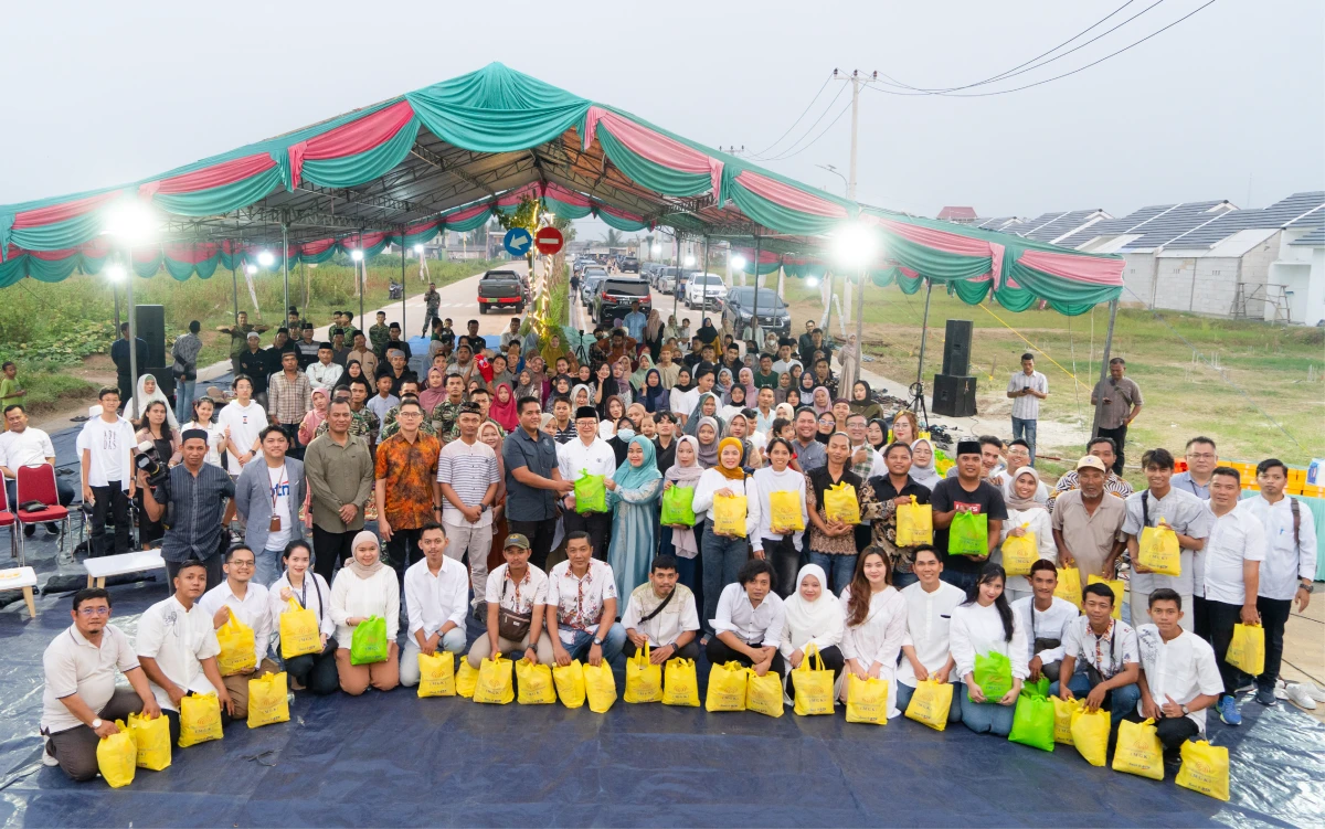 Bersama Infiniti Realty, Kopassus Salurkan Paket Bansos Warga di Serang